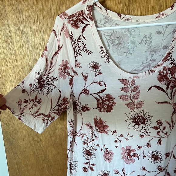 Floral Maurice's Top - Picture 4 of 5